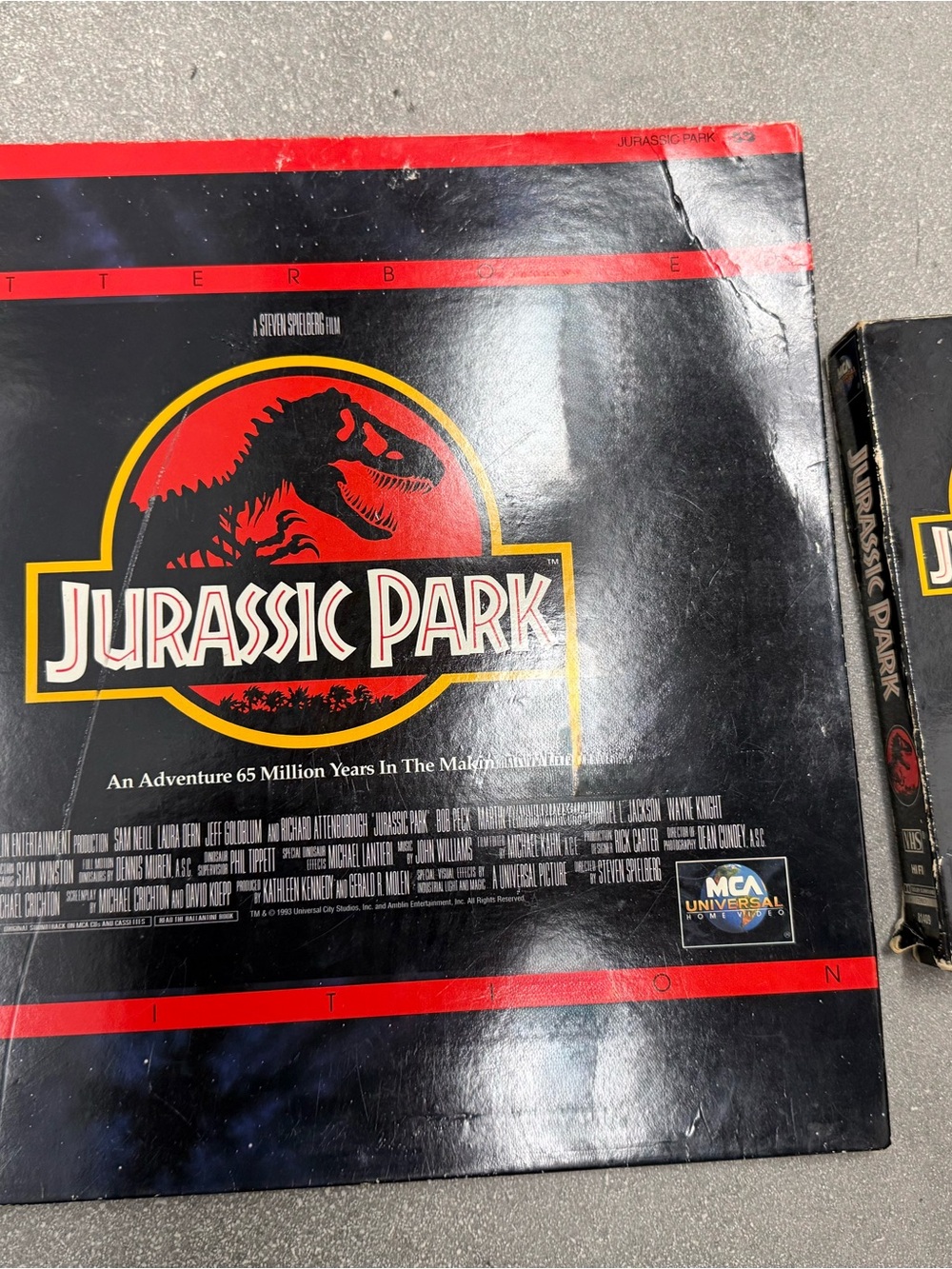 Jurassic Park 1994 Letterboxed Edition Laserdisc Steven Spielberg and vhs combo